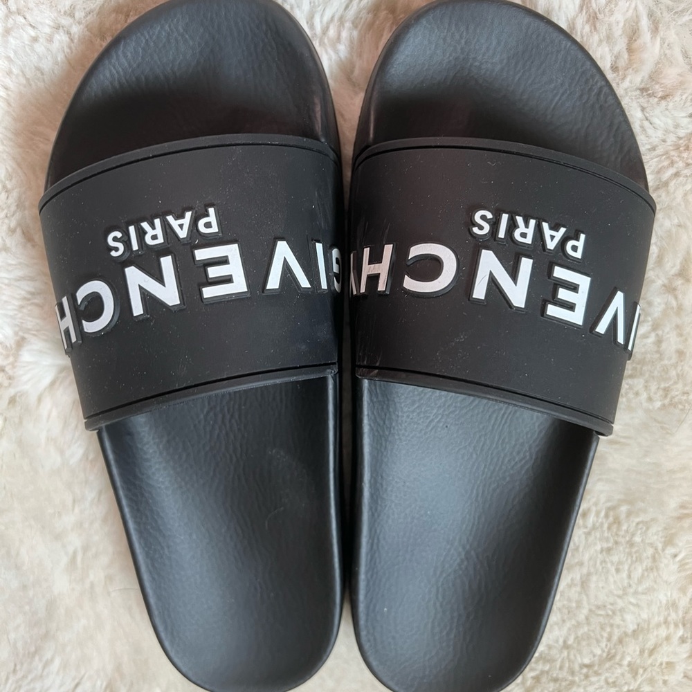 AUTHENTIC GIVENCHY slides. Worn twice.
